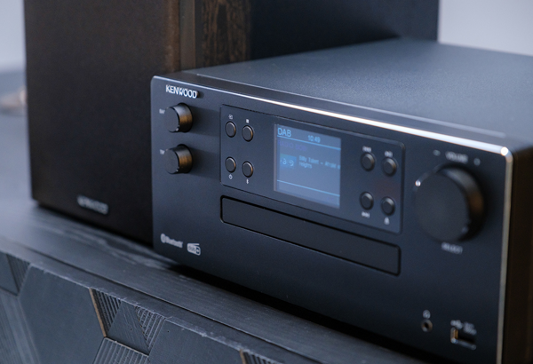 Kenwood M-925DAB-B Minisystem med Bluetooth och DAB+ (svart)