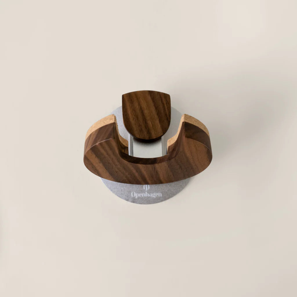 Openhagen HangWithMe Ukulele Hanger (Valnöt)