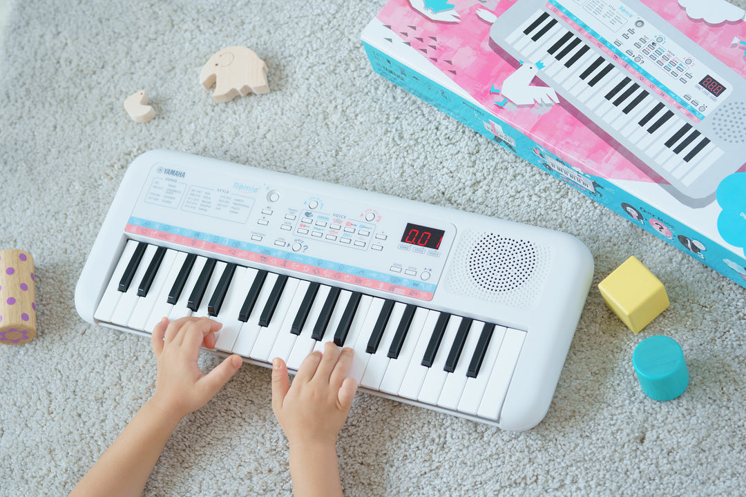 Yamaha PSS E30 Keyboard (vit)