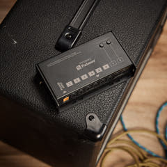 Palmer PWT 08 MK2 - Universellt pedalboard-nätaggregat med 8 utgångar