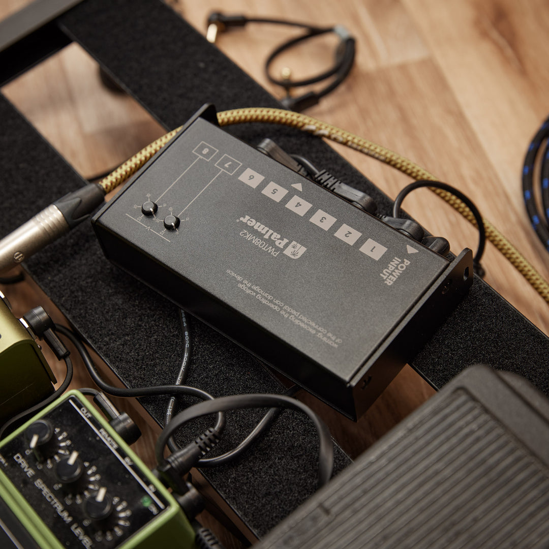 Palmer PWT 08 MK2 - Universellt pedalboard-nätaggregat med 8 utgångar