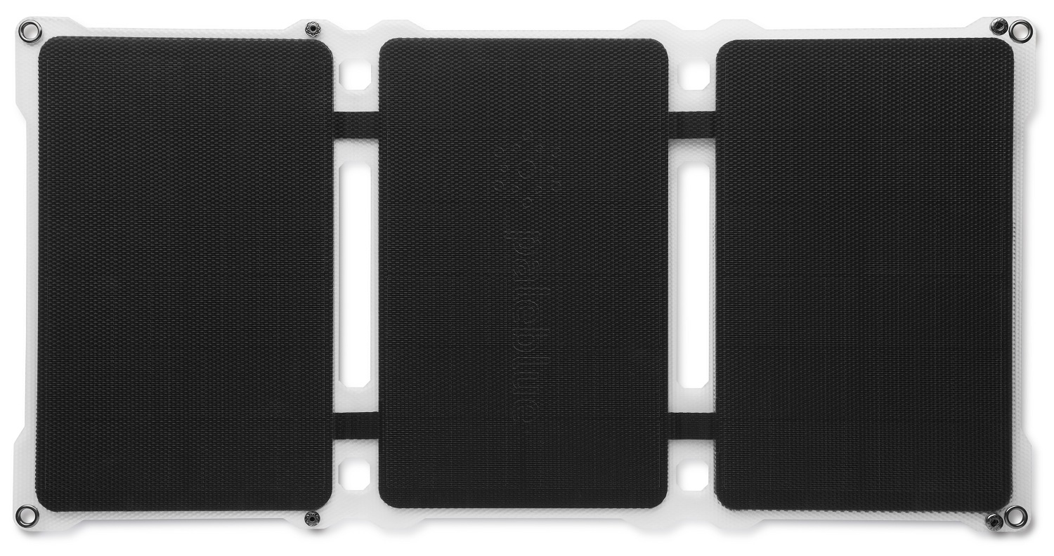 Pale Blue Approach 2 Solar Panel 21W Triple, w/bungee & storage case