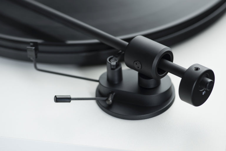 Pro-Ject Primary E OM skivspelare (svart)