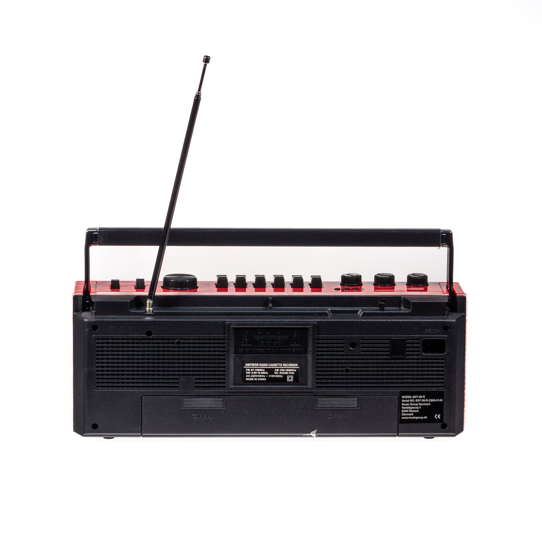 Studio 57 - Kassettspelare med FM & Bluetooth, Röd + Kassettband