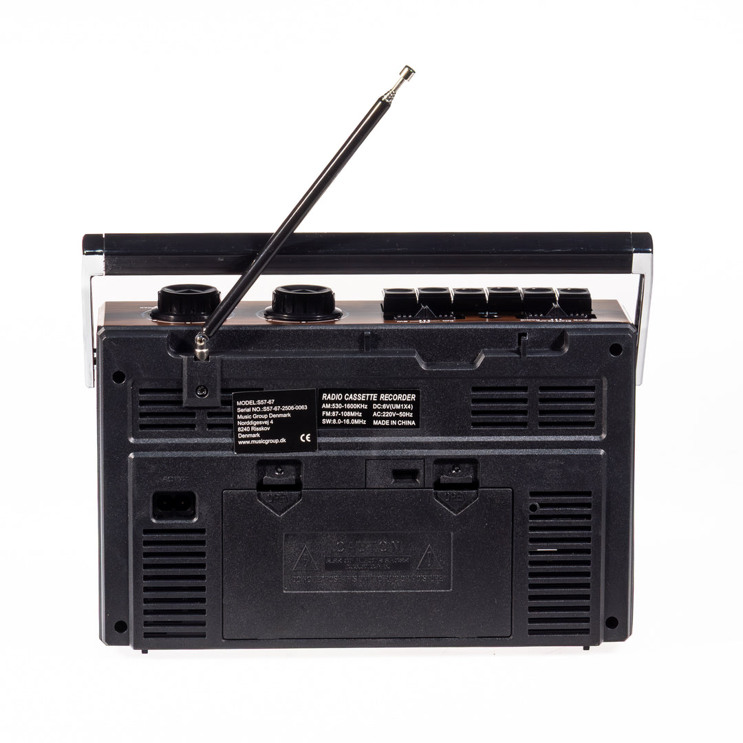 Studio 57 - Kassettbandspelare med FM & Bluetooth, Brun