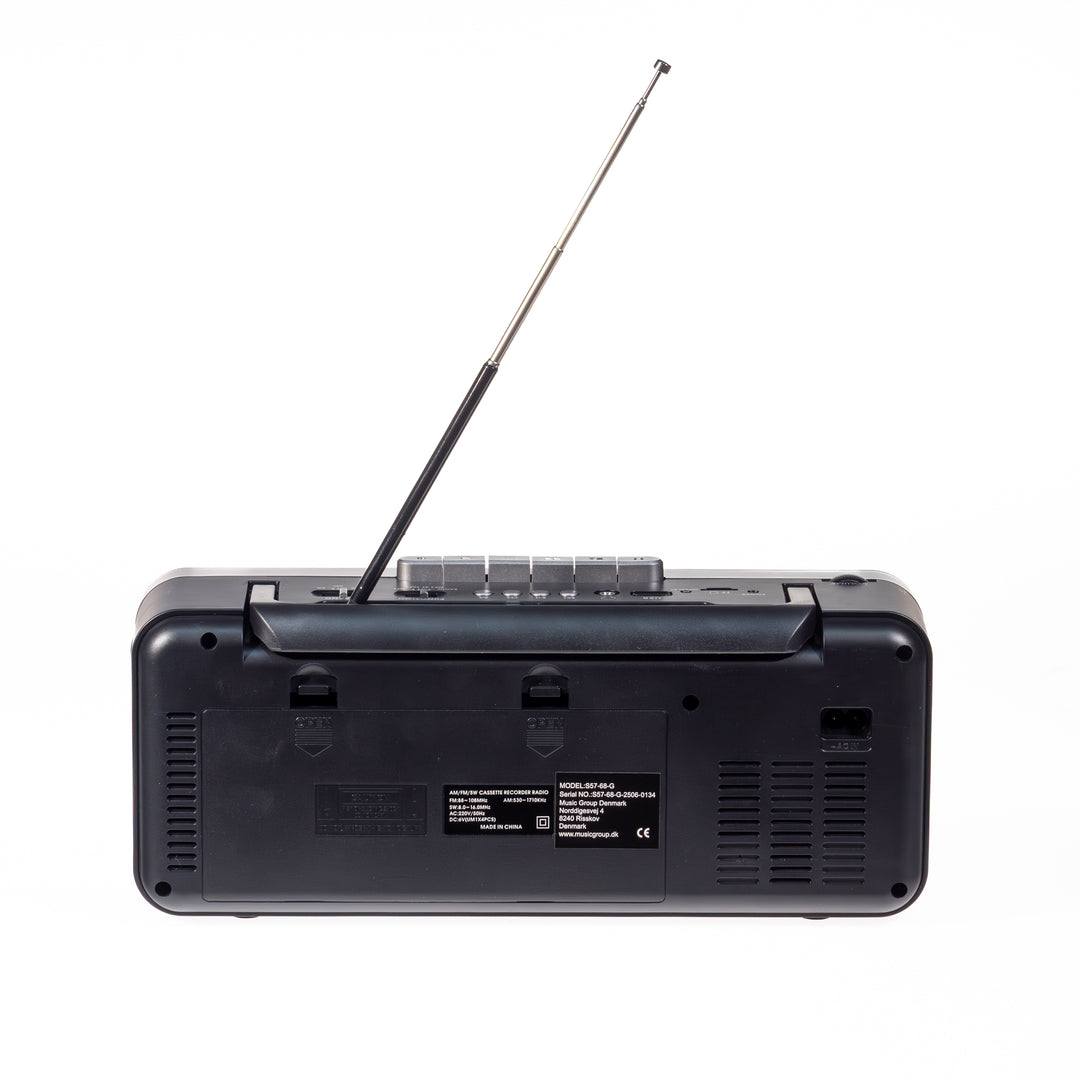 Studio 57 - Kassettspelare med FM & Bluetooth, Grå + Kassettband