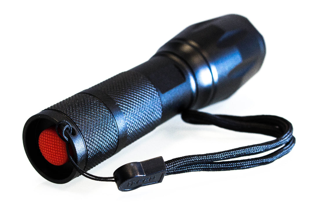 LED ficklampa med Zoom