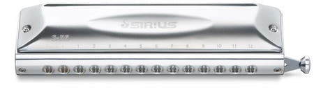 Suzuki Sirius S-56S - 14-håls kromatiskt munspel med "Straight Slide".