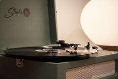Studio 57 Groovy skivspelare (grön)