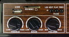 Studio 57 - Kassettspelare med FM & Bluetooth, Svart