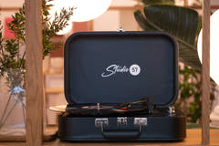 Studio 57 Mellow Skivspelare (Svart) Paket