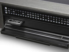 Tascam 2-kanals DSD/PCM-masterinspelare och AD/DA-omvandlare