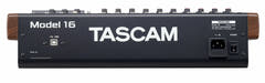 Tascam Model 16 analog mixer och 14-spårs digital inspelare