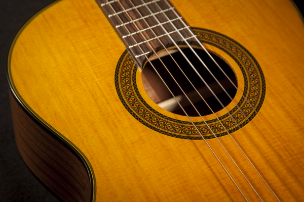 Takamine GC3-NAT klassisk spansk gitarr (naturlig)