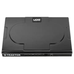 UDG Ultimate NI Traktor Kontrol S4 MK3 Utrustnings cover Svart