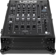 UDG Ultimate Flight Case Multi Format CDJ/MIXER Svart MK3