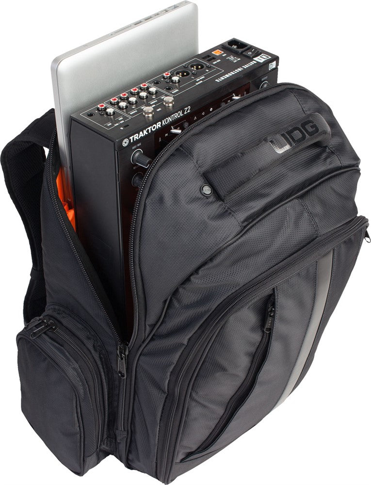 UDG Ultimate Ryggsäck Black/Orange