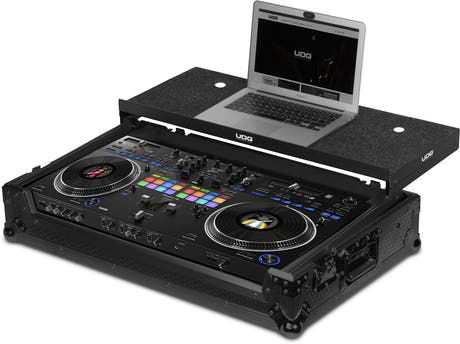 UDG Ultimate Flight Case Pioneer DDJ-REV7 Svart Plus (L&W)