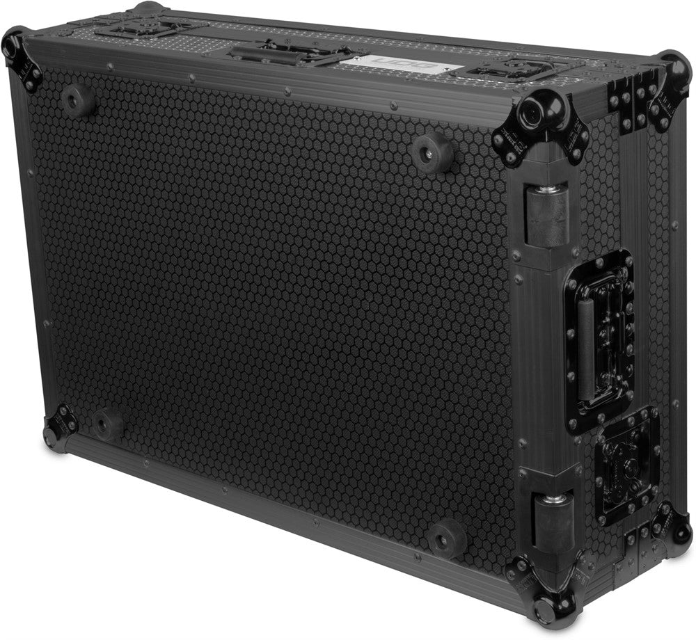 UDG Ultimate Flight Case Rane Performer / Four Svart Plus (L&W)