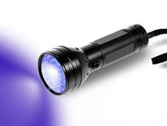 UV-ficklampa med 51 lysdioder