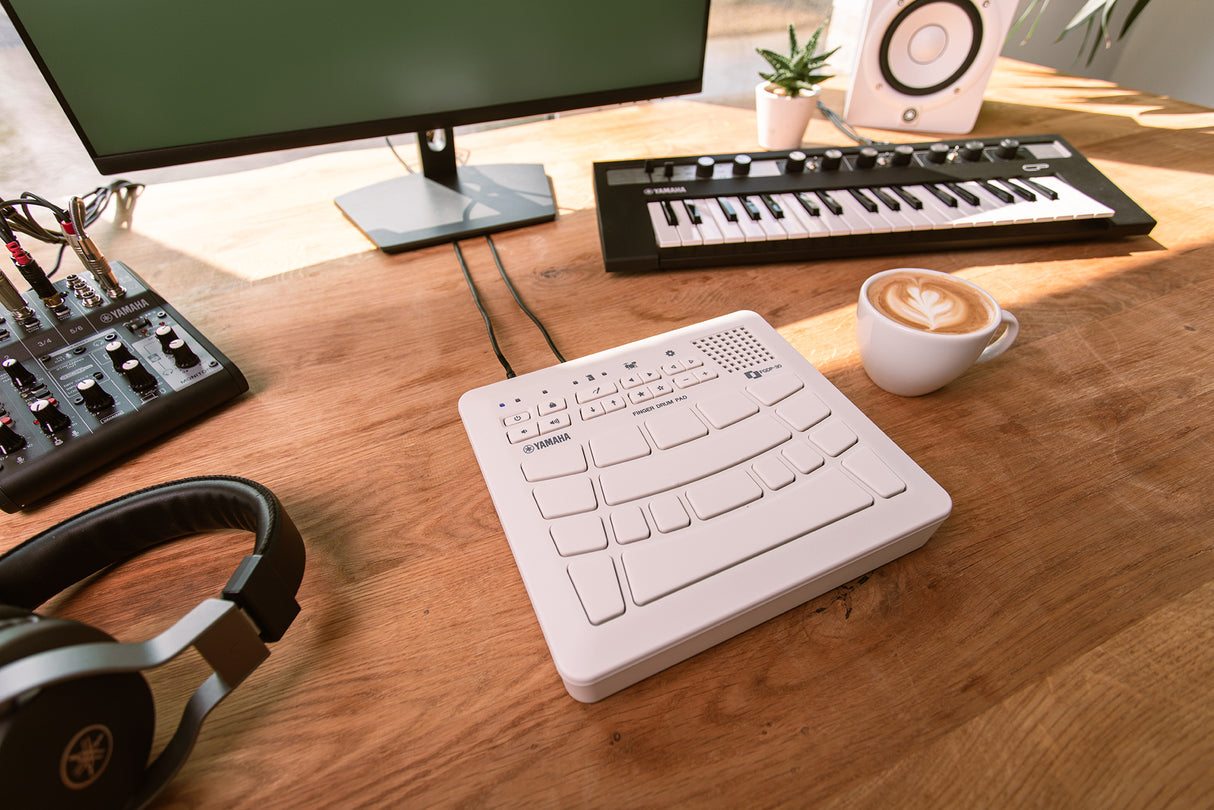 Yamaha FGDP-30 Fingertrumpad