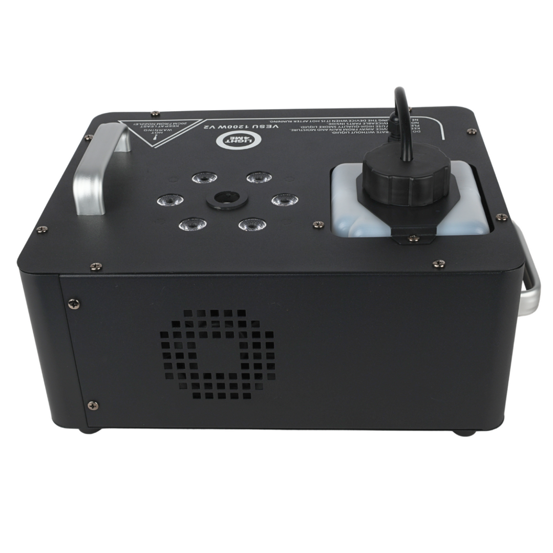 Light4Me VESU 1200W V2 Vertikal Rökmaskin med RGB LED