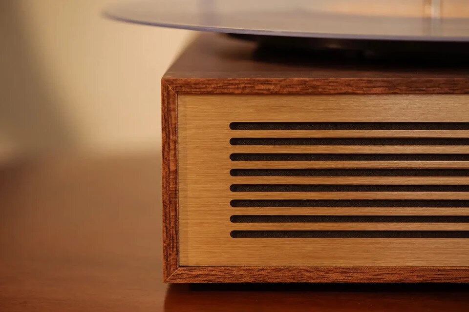 Crosley Miles Skivspelare, Valnöt