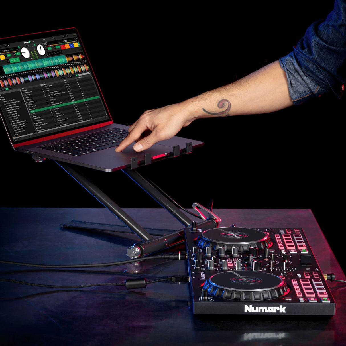 Numark Mixtrack Pro Fx DJ Controller