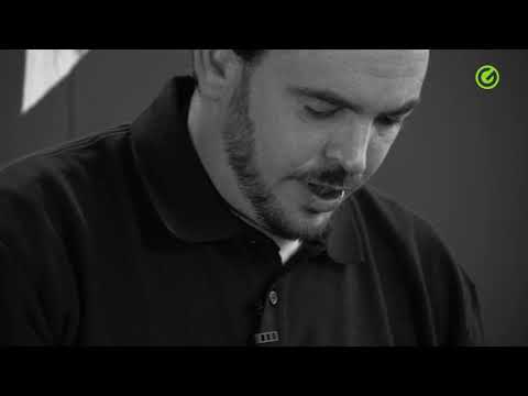 Gravity KSX 2 T - Vippbar hylla för GKSX-keyboardstativ